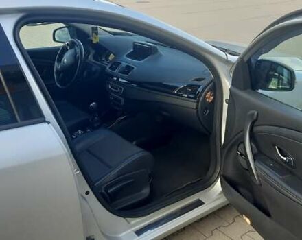 Серый Рено Меган, объемом двигателя 1.5 л и пробегом 255 тыс. км за 5500 $, фото 5 на Automoto.ua