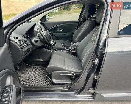 Серый Рено Меган, объемом двигателя 1.5 л и пробегом 270 тыс. км за 7500 $, фото 15 на Automoto.ua