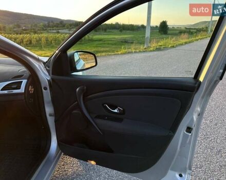 Рено Меган 2013 в Виннице на Automoto.ua Серый Рено Меган, объемом двигателя 1.46 л и пробегом 270 тыс. км за 7800 $, фото 24 на Automoto.ua