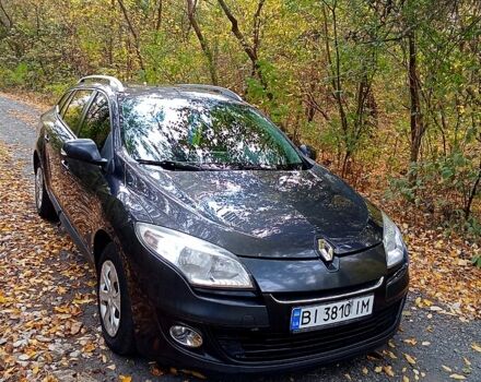 Серый Рено Меган, объемом двигателя 1.5 л и пробегом 325 тыс. км за 7200 $, фото 3 на Automoto.ua
