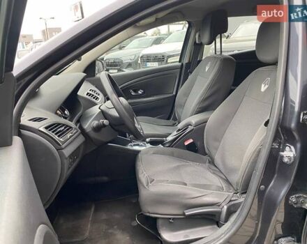 Серый Рено Меган, объемом двигателя 1.46 л и пробегом 281 тыс. км за 7800 $, фото 15 на Automoto.ua