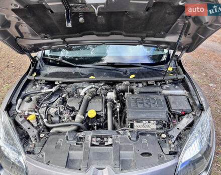 Сірий Рено Меган, об'ємом двигуна 1.46 л та пробігом 254 тис. км за 8900 $, фото 21 на Automoto.ua