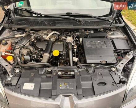 Сірий Рено Меган, об'ємом двигуна 1.46 л та пробігом 279 тис. км за 7450 $, фото 16 на Automoto.ua