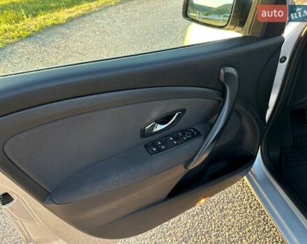 Рено Меган 2013 в Виннице на Automoto.ua Серый Рено Меган, объемом двигателя 1.46 л и пробегом 270 тыс. км за 7800 $, фото 17 на Automoto.ua