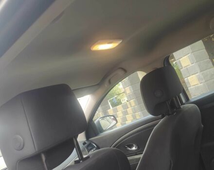 Серый Рено Меган, объемом двигателя 1.5 л и пробегом 290 тыс. км за 7000 $, фото 5 на Automoto.ua