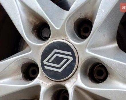 Серый Рено Меган, объемом двигателя 1.5 л и пробегом 250 тыс. км за 8100 $, фото 14 на Automoto.ua