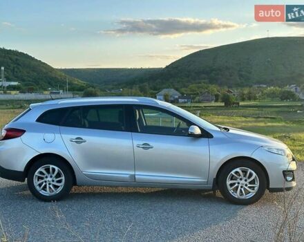 Рено Меган 2013 в Виннице на Automoto.ua Серый Рено Меган, объемом двигателя 1.46 л и пробегом 270 тыс. км за 7800 $, фото 10 на Automoto.ua