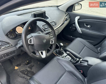 Сірий Рено Меган, об'ємом двигуна 1.6 л та пробігом 262 тис. км за 8200 $, фото 20 на Automoto.ua