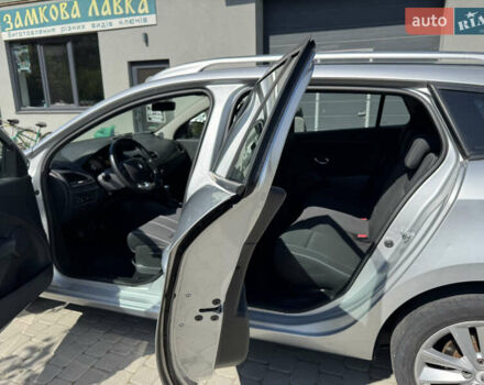 Сірий Рено Меган, об'ємом двигуна 1.46 л та пробігом 265 тис. км за 7200 $, фото 11 на Automoto.ua