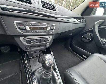 Серый Рено Меган, объемом двигателя 1.46 л и пробегом 233 тыс. км за 9800 $, фото 37 на Automoto.ua