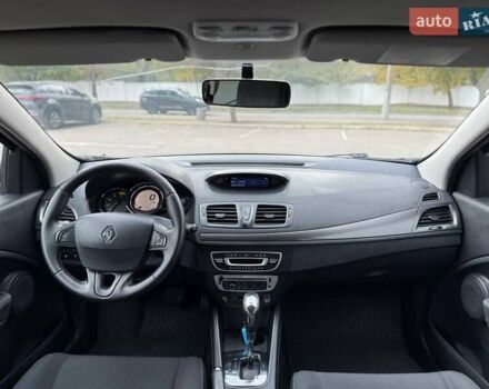 Серый Рено Меган, объемом двигателя 1.46 л и пробегом 253 тыс. км за 6700 $, фото 18 на Automoto.ua