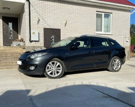 Серый Рено Меган, объемом двигателя 1.5 л и пробегом 220 тыс. км за 7800 $, фото 1 на Automoto.ua