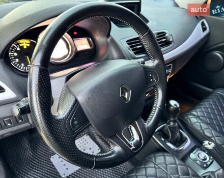 Серый Рено Меган, объемом двигателя 1.46 л и пробегом 228 тыс. км за 9200 $, фото 28 на Automoto.ua