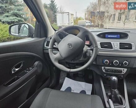 Серый Рено Меган, объемом двигателя 1.6 л и пробегом 173 тыс. км за 7450 $, фото 61 на Automoto.ua
