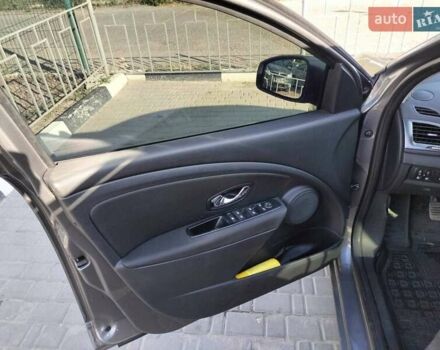 Сірий Рено Меган, об'ємом двигуна 1.5 л та пробігом 251 тис. км за 8300 $, фото 7 на Automoto.ua