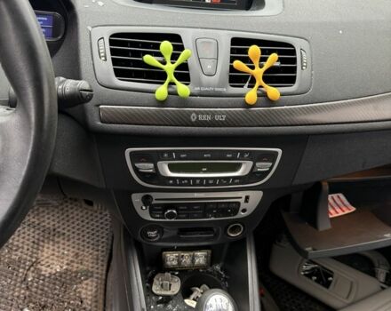 Серый Рено Меган, объемом двигателя 1.5 л и пробегом 250 тыс. км за 3100 $, фото 9 на Automoto.ua