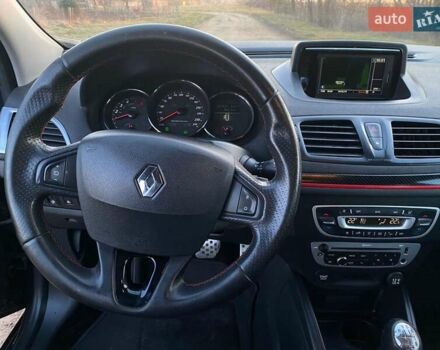 Серый Рено Меган, объемом двигателя 1.46 л и пробегом 256 тыс. км за 7700 $, фото 36 на Automoto.ua
