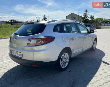 Серый Рено Меган, объемом двигателя 1.46 л и пробегом 230 тыс. км за 8000 $, фото 3 на Automoto.ua