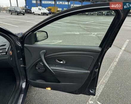 Серый Рено Меган, объемом двигателя 1.5 л и пробегом 210 тыс. км за 9850 $, фото 26 на Automoto.ua