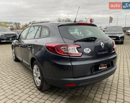 Серый Рено Меган, объемом двигателя 1.46 л и пробегом 281 тыс. км за 7800 $, фото 3 на Automoto.ua