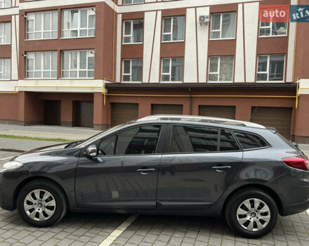 Серый Рено Меган, объемом двигателя 1.5 л и пробегом 203 тыс. км за 7700 $, фото 5 на Automoto.ua