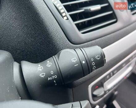 Серый Рено Меган, объемом двигателя 1.46 л и пробегом 230 тыс. км за 7470 $, фото 43 на Automoto.ua