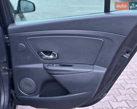 Серый Рено Меган, объемом двигателя 1.5 л и пробегом 264 тыс. км за 7600 $, фото 26 на Automoto.ua