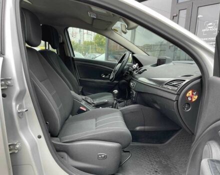 Сірий Рено Меган, об'ємом двигуна 1.5 л та пробігом 310 тис. км за 7990 $, фото 11 на Automoto.ua