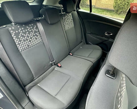 Сірий Рено Меган, об'ємом двигуна 1.5 л та пробігом 255 тис. км за 7700 $, фото 14 на Automoto.ua