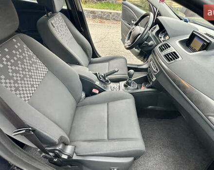 Сірий Рено Меган, об'ємом двигуна 1.5 л та пробігом 255 тис. км за 7700 $, фото 15 на Automoto.ua