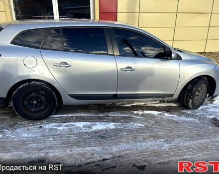 Сірий Рено Меган, об'ємом двигуна 2 л та пробігом 0 тис. км за 7000 $, фото 1 на Automoto.ua