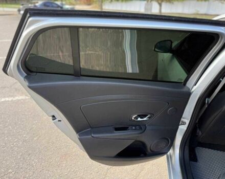 Серый Рено Меган, объемом двигателя 1.6 л и пробегом 233 тыс. км за 7700 $, фото 11 на Automoto.ua