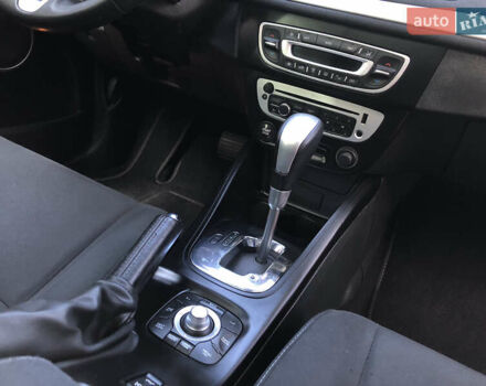 Серый Рено Меган, объемом двигателя 1.5 л и пробегом 251 тыс. км за 8450 $, фото 35 на Automoto.ua