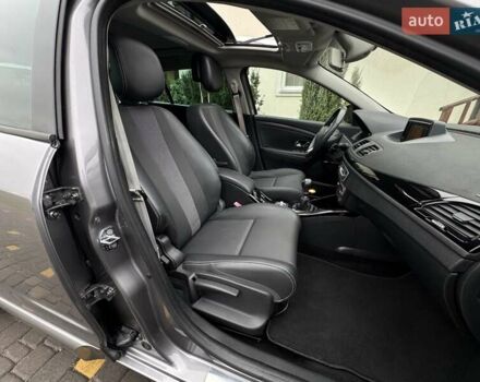 Серый Рено Меган, объемом двигателя 1.46 л и пробегом 233 тыс. км за 9800 $, фото 42 на Automoto.ua