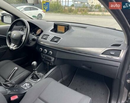 Серый Рено Меган, объемом двигателя 1.5 л и пробегом 270 тыс. км за 7500 $, фото 45 на Automoto.ua