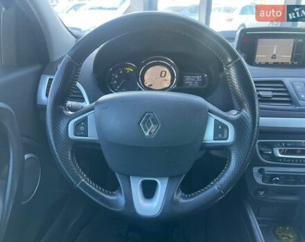 Серый Рено Меган, объемом двигателя 1.46 л и пробегом 225 тыс. км за 8990 $, фото 14 на Automoto.ua