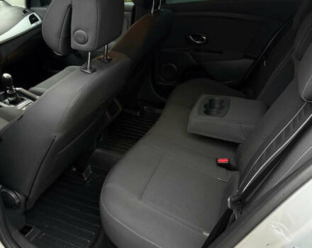 Сірий Рено Меган, об'ємом двигуна 1.46 л та пробігом 215 тис. км за 8899 $, фото 34 на Automoto.ua