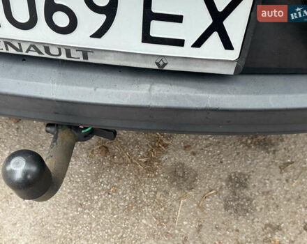 Серый Рено Меган, объемом двигателя 1.46 л и пробегом 250 тыс. км за 7300 $, фото 13 на Automoto.ua