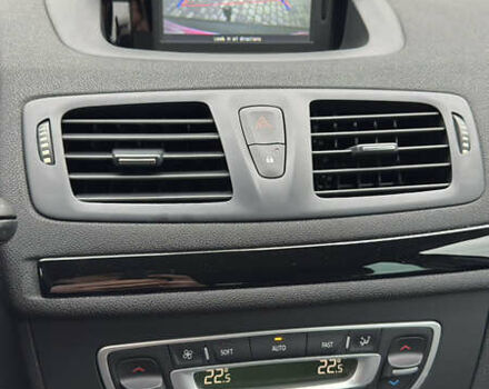 Серый Рено Меган, объемом двигателя 1.5 л и пробегом 222 тыс. км за 9999 $, фото 22 на Automoto.ua