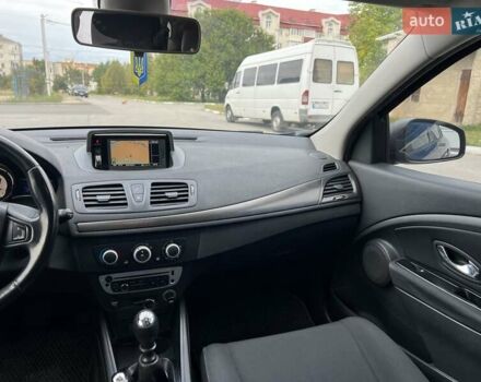 Серый Рено Меган, объемом двигателя 1.5 л и пробегом 270 тыс. км за 7500 $, фото 39 на Automoto.ua