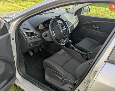 Серый Рено Меган, объемом двигателя 1.5 л и пробегом 247 тыс. км за 8200 $, фото 2 на Automoto.ua