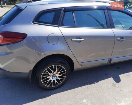 Серый Рено Меган, объемом двигателя 1.5 л и пробегом 225 тыс. км за 9100 $, фото 11 на Automoto.ua