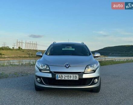 Рено Меган 2013 в Виннице на Automoto.ua Серый Рено Меган, объемом двигателя 1.46 л и пробегом 270 тыс. км за 7800 $, фото 2 на Automoto.ua