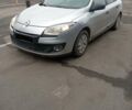 Сірий Рено Меган, об'ємом двигуна 1.46 л та пробігом 300 тис. км за 7500 $, фото 1 на Automoto.ua