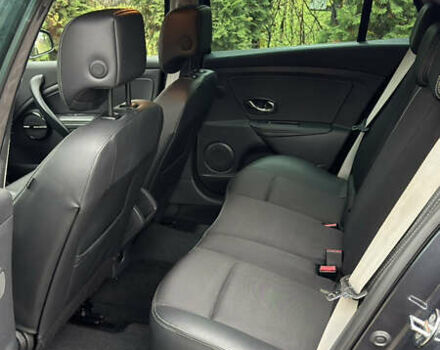 Серый Рено Меган, объемом двигателя 1.5 л и пробегом 222 тыс. км за 9999 $, фото 17 на Automoto.ua