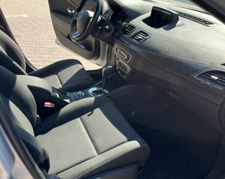 Серый Рено Меган, объемом двигателя 1.46 л и пробегом 230 тыс. км за 8000 $, фото 11 на Automoto.ua