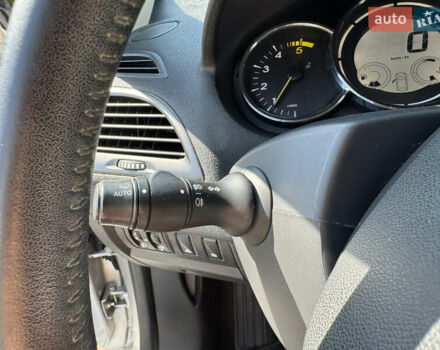 Сірий Рено Меган, об'ємом двигуна 1.46 л та пробігом 265 тис. км за 7200 $, фото 22 на Automoto.ua