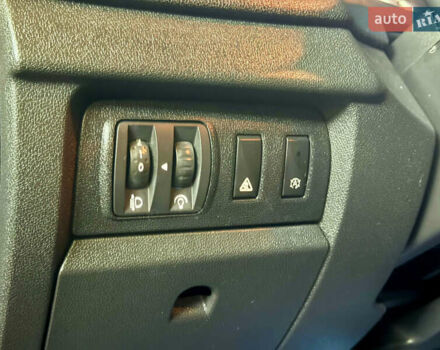 Серый Рено Меган, объемом двигателя 1.5 л и пробегом 243 тыс. км за 7999 $, фото 46 на Automoto.ua