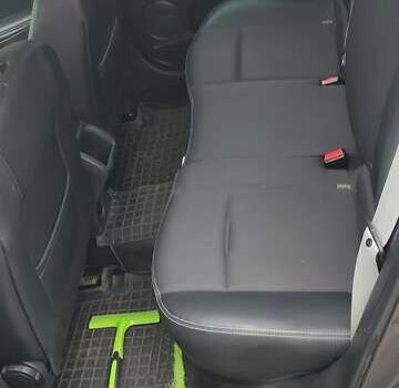 Сірий Рено Меган, об'ємом двигуна 1.46 л та пробігом 390 тис. км за 7700 $, фото 4 на Automoto.ua