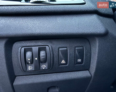 Серый Рено Меган, объемом двигателя 1.5 л и пробегом 264 тыс. км за 7600 $, фото 41 на Automoto.ua